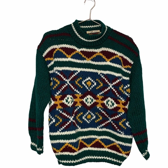 paris sports club Sweaters - VTG Paris Sports Club Crewneck Green w/Gold Design